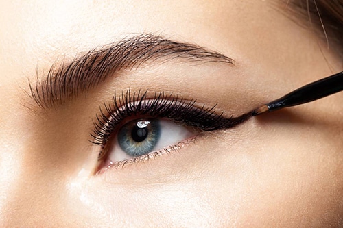 'Eye-liner